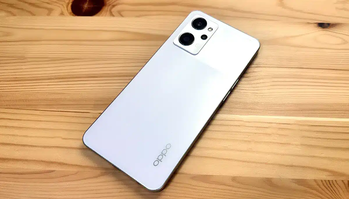 OPPO Reno9 A