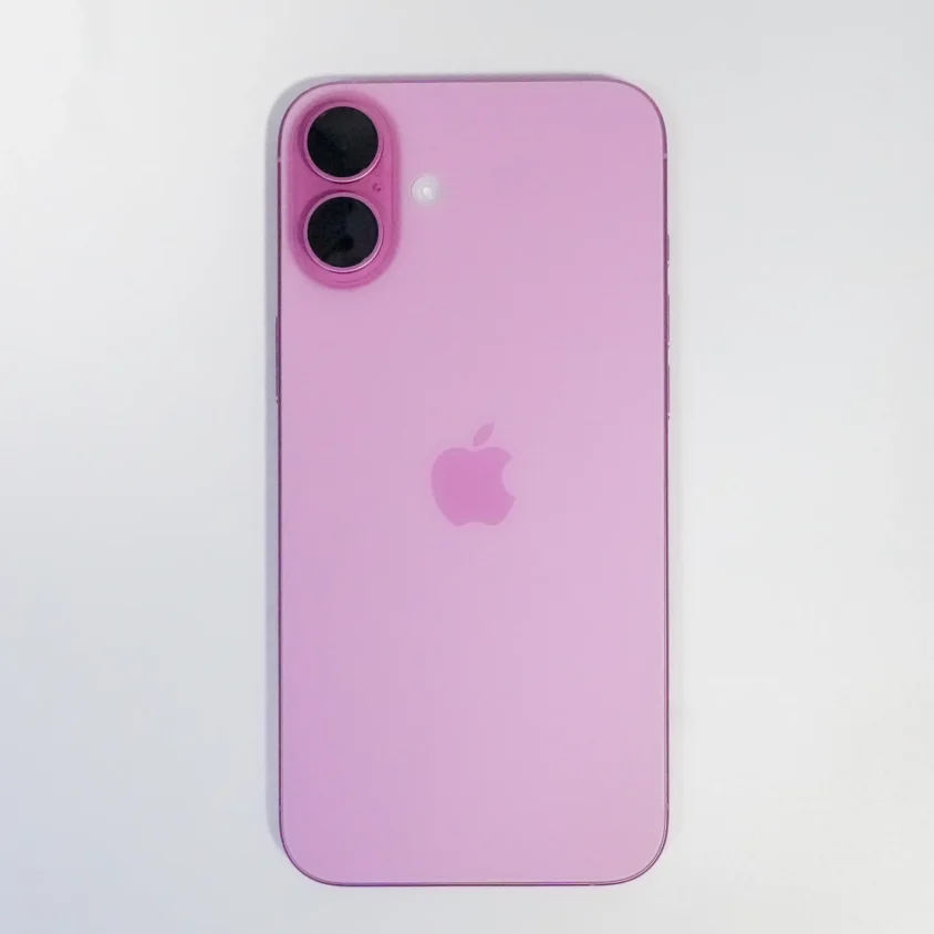 iPhone16 Plusの実機写真