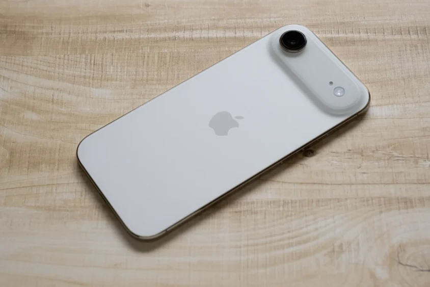 iPhone Airの実機写真