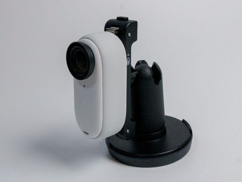 Insta360 GO 3 レビュー
カメラとピボットスタンド
