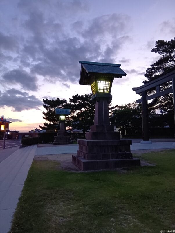AQUOS wish4 カメラ
AQUOS wish4 で夜間撮影した写真
