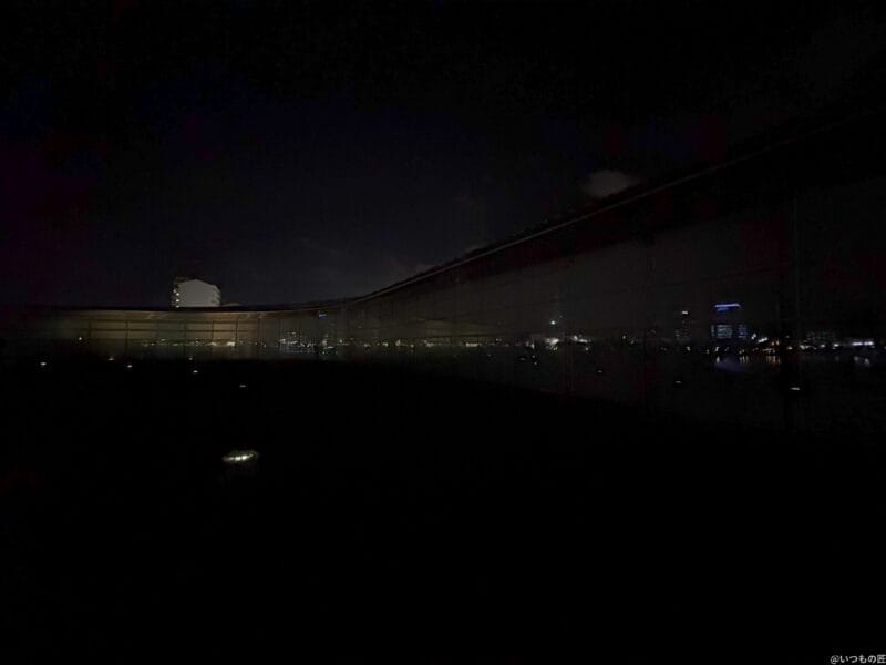 iPhone 16/16 Plus カメラ
iPhone 16の通常モードで撮影した夜景写真