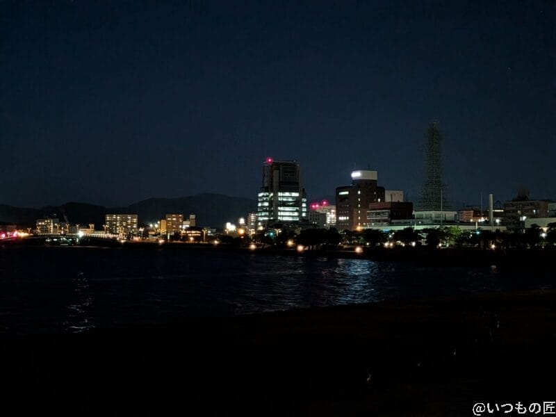 Google Pixel 9a カメラ
Google Pixel 9aでズーム撮影した夜景写真