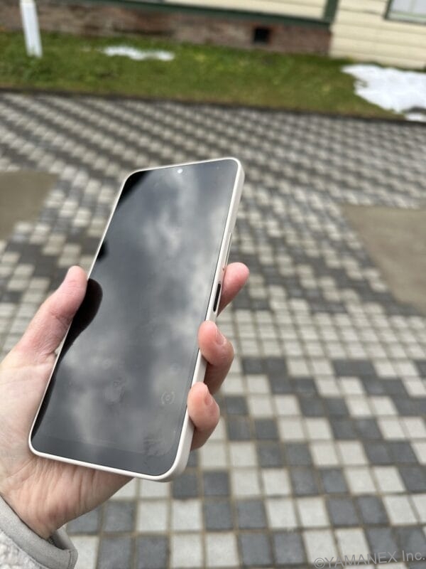 AQUOS wish5 レビュー
屋外でAQUOS wish4を撮影