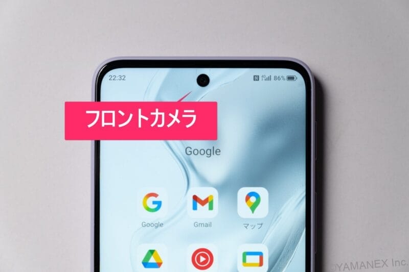 nubia S2 カメラ 机の上に置かれたnubia S2 本体