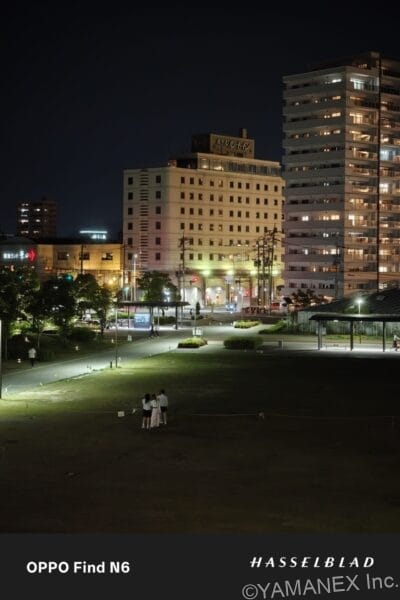 OPPO Find N6 カメラ 夜の公園を捉えた一枚